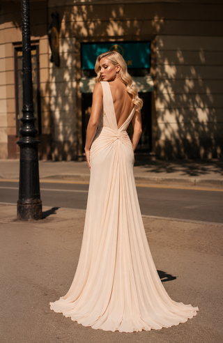 Elvée 202715 gown in Cream