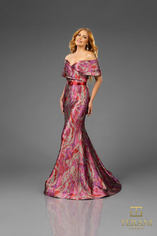 Fuchsia mermaid gown by Lerani