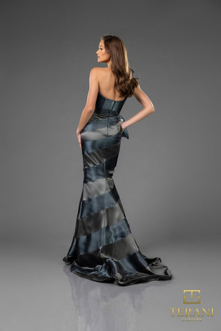 Elegant gown 251E4284_2