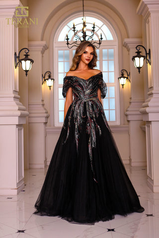 Elegant black gown with silver detailing, 251M4411_1