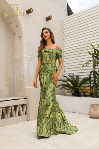 Elegant green off-shoulder gown, 251M4434_2