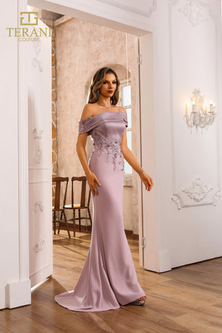 Elegant mauve off-the-shoulder gown, 251m4443_3