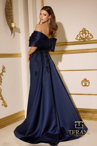 Navy off-shoulder gown 252E5124_2