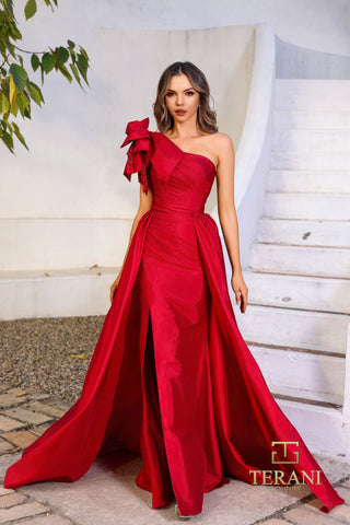 Red one-shoulder gown 252E5531_26