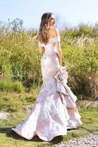 Elegant woman in floral gown, 252M5318_43