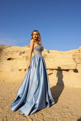 Woman in blue gown, 261p6608a_3