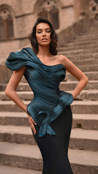 Woman in teal and black gown, 6151-2 scaled