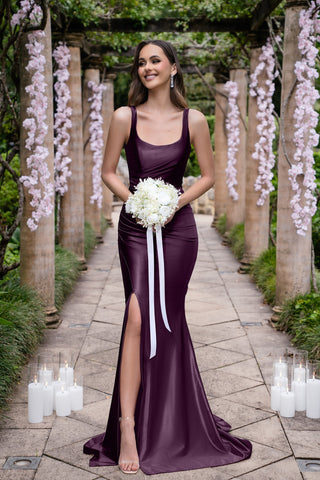 Isadora Aubergine gown with bouquet