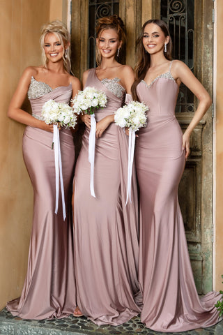 Mauve bridesmaid dresses with bouquets