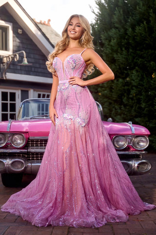 Pink dress with a vintage car