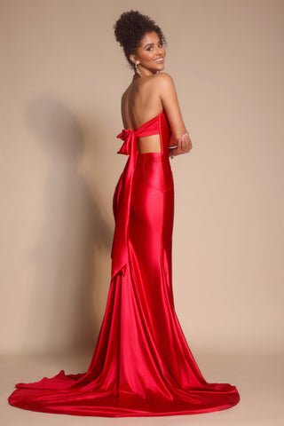 XO093 Red Strapless Gown