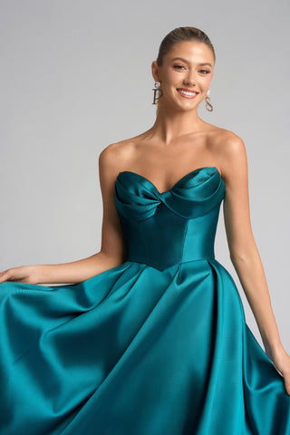 Emerald strapless formal gown, XO110.