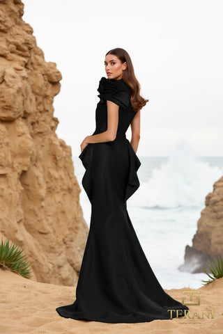 Black gown 252E5546Black by Terani Couture