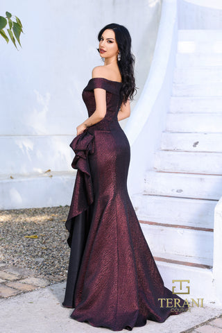 Elegant burgundy gown 252M5364_41