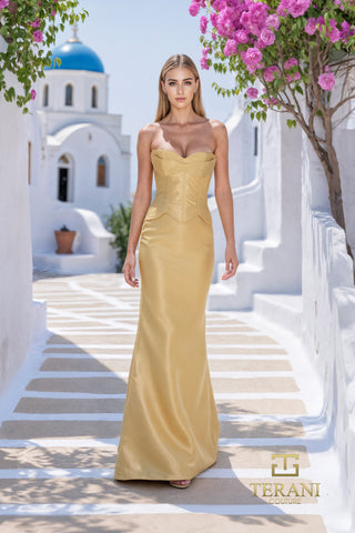 Woman in yellow gown, 261E6292Yellow_1