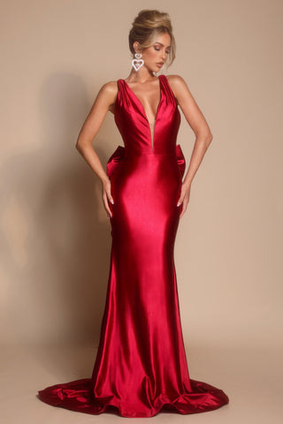 XO095 Burgundy Gown