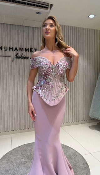 Elegant mauve evening gown, image 97.